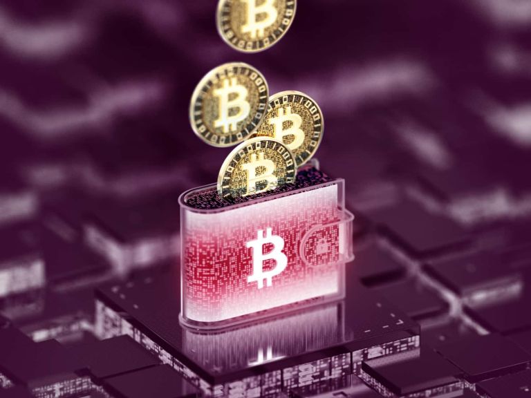 Crypto between tailwinds and headwinds