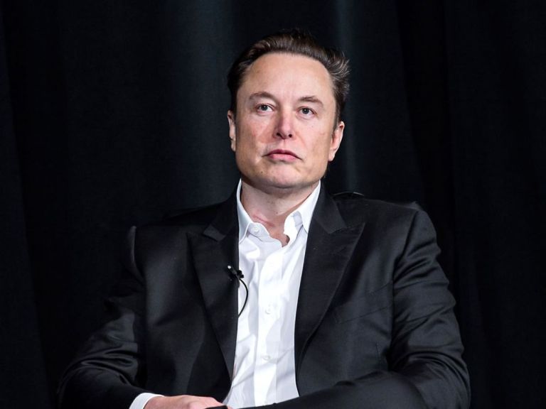 How SpaceX achieved a record-breaking IPO